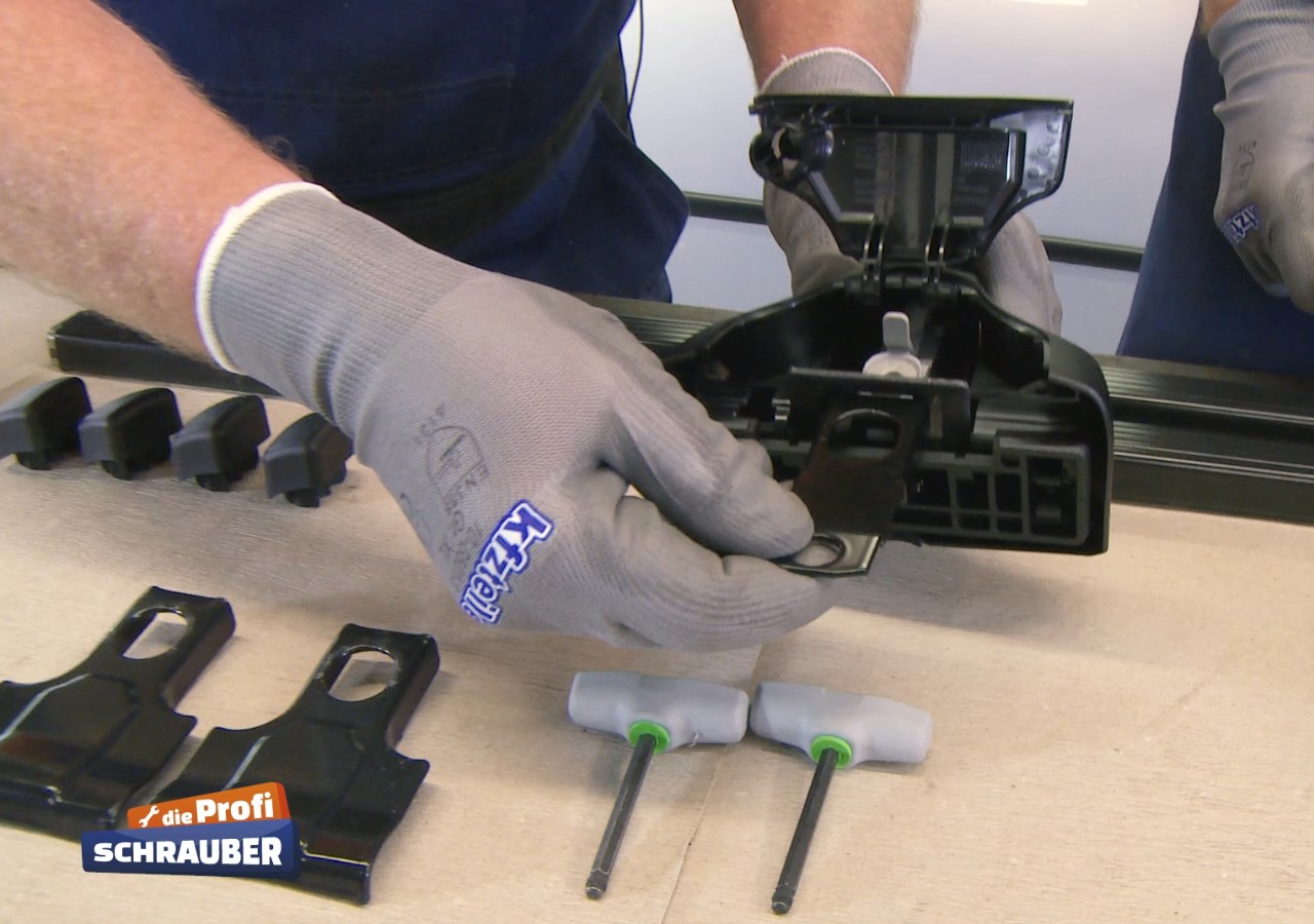 Tr�gerfu� f�r Auto ohne Dachreling