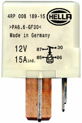 Relais für die Kraftstoffpumpe