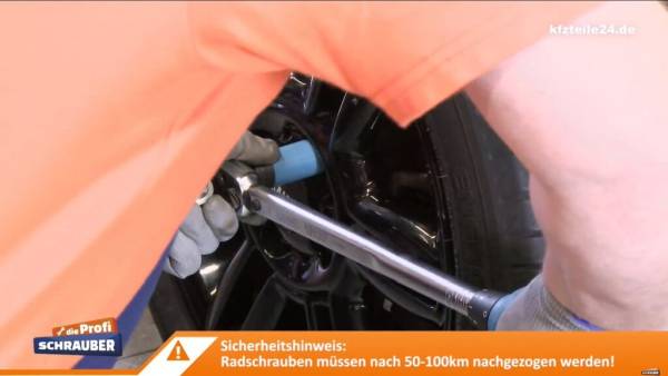 Radschrauben mit dem richtigen Drehmoment anziehen und nach 50-80 Kilometern prüfen.